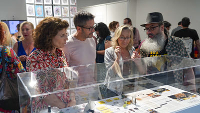 La revista "experimental y rara" de Móstoles ya va por su sexta edición