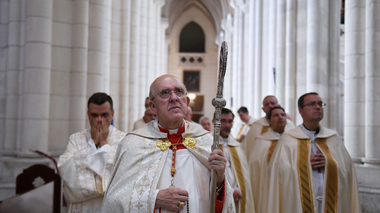 El cardenal, Carlos Osoro en la Catedral de la Almudena