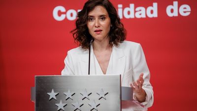 Ayuso rechaza  poner líneas rojas en los pactos con Vox