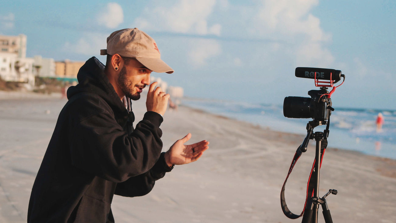 Youtube prepara dos nuevas herramientas para creadores: doblaje automático por IA y test de miniaturas