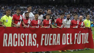 10.000 euros de multa por una pancarta racista contra Vinicius