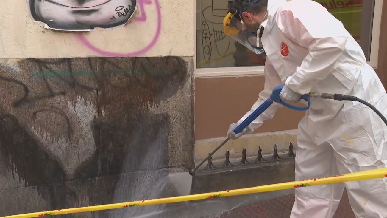 Almeida quiere acabar con los grafitis en Madrid