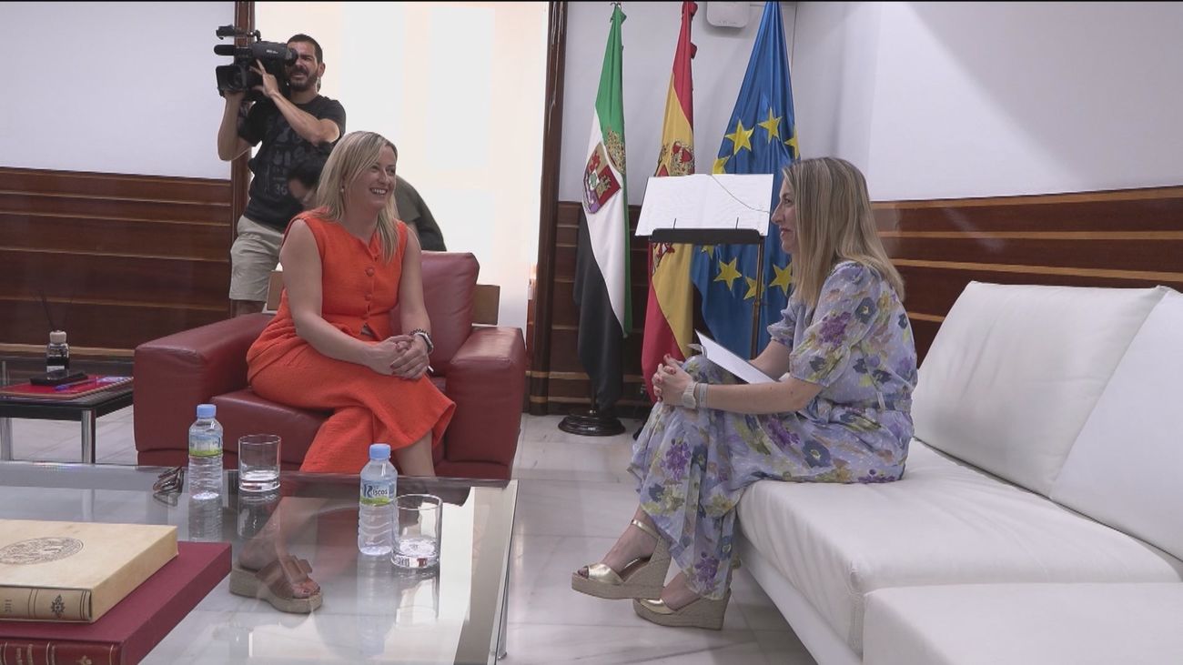 Guardiola pide unos días para pactar con Vox y acusa a Vara de hacer un sainete