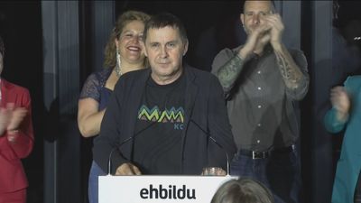 Otegi reclama a Sánchez el "Estado plurinacional" para seguir gobernando
