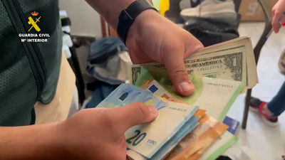 Cuatro detenidos por robar móviles por valor de 60.000 euros en campos de fútbol