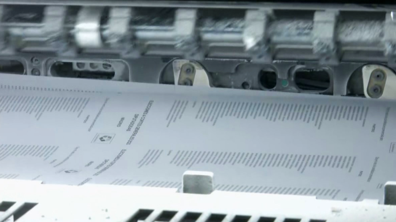 Así trabaja una imprenta de cara al 23-J: "5 millones de papeletas al día"