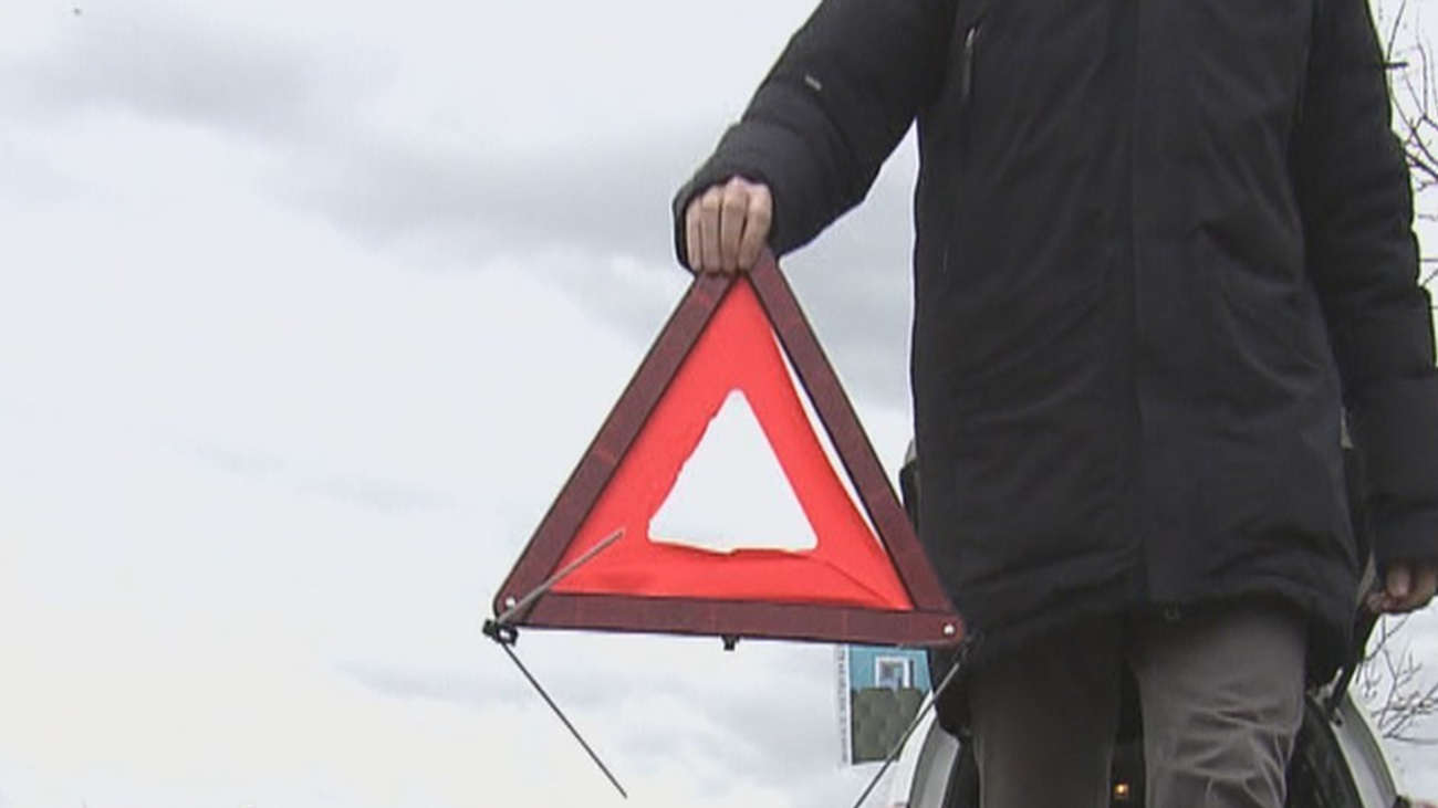 Adiós a los triángulos de emergencia: ya no serán obligatorios en autopistas y autovías