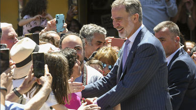 Felipe VI aboga por "respuestas compartidas" frente al  "ataque a los valores europeos"