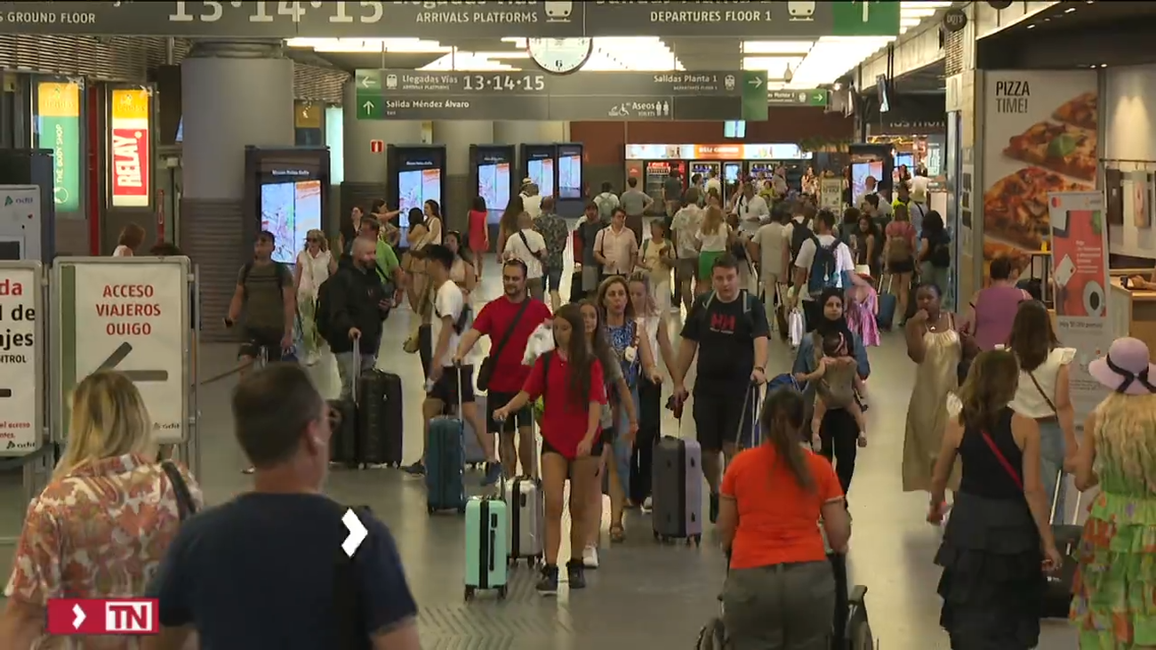 Un millar de trenes circularán por las vías madrileñas este fin de semana