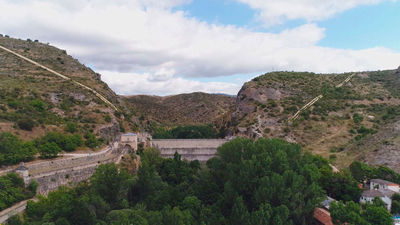 Senderismo en el Pontón de la Oliva: el plan veraniego perfecto