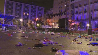 Toneladas de basura en las calles de Madrid tras la fiesta del Orgullo