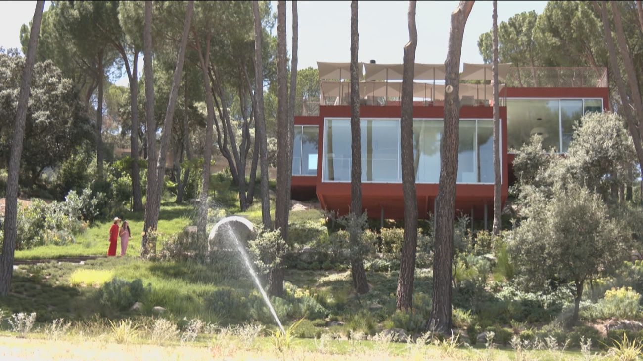 Así es ‘La Casa en rojo’, la mejor vivienda de España