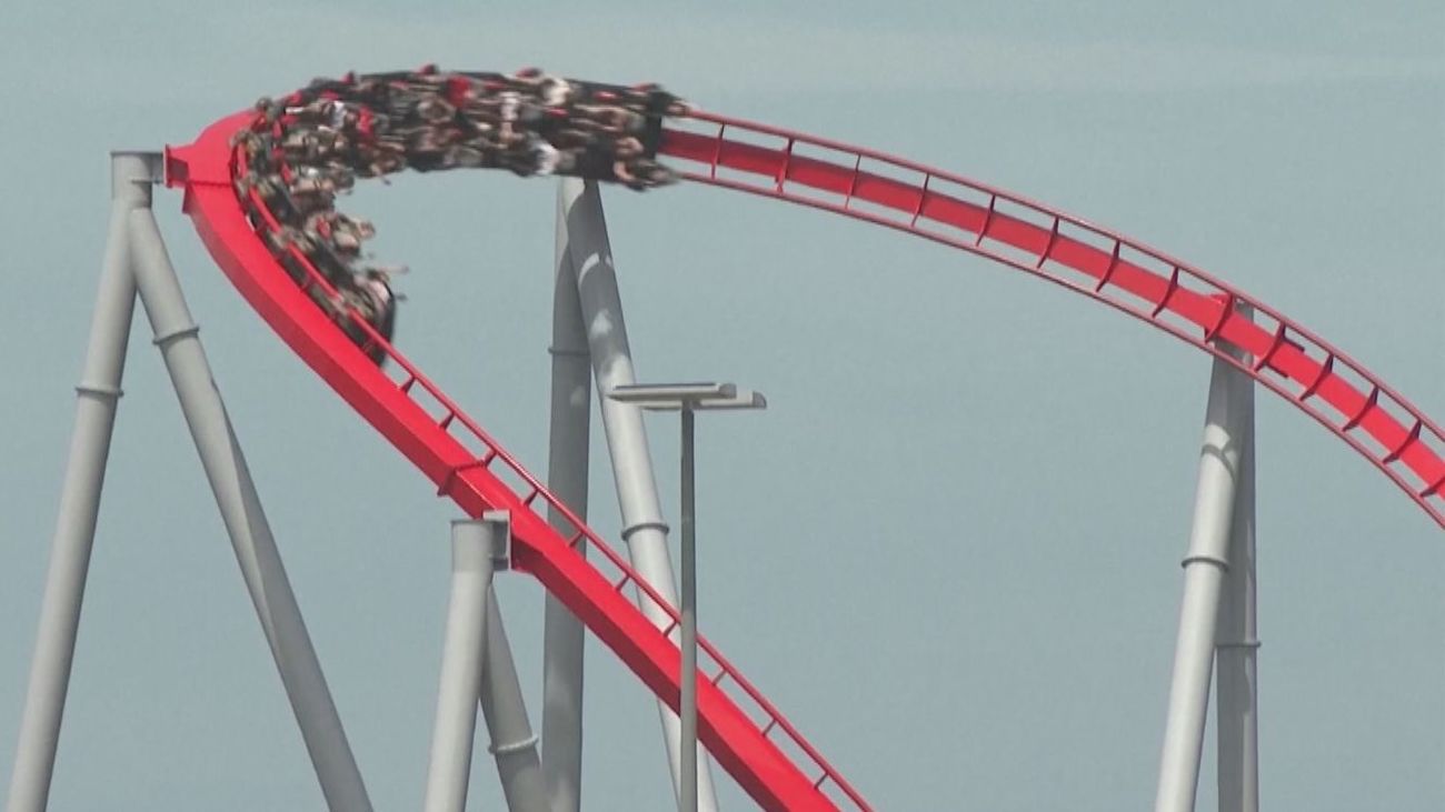 Pánico en Estados Unidos al detectarse una grieta en una montaña rusa mientras funcionaba