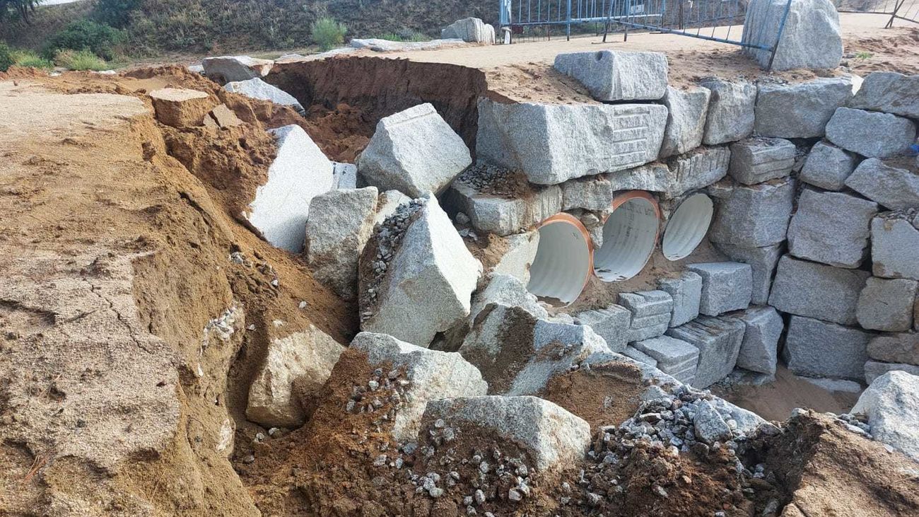 Estado del paso del camino sobre el Arroyo Valdearenal