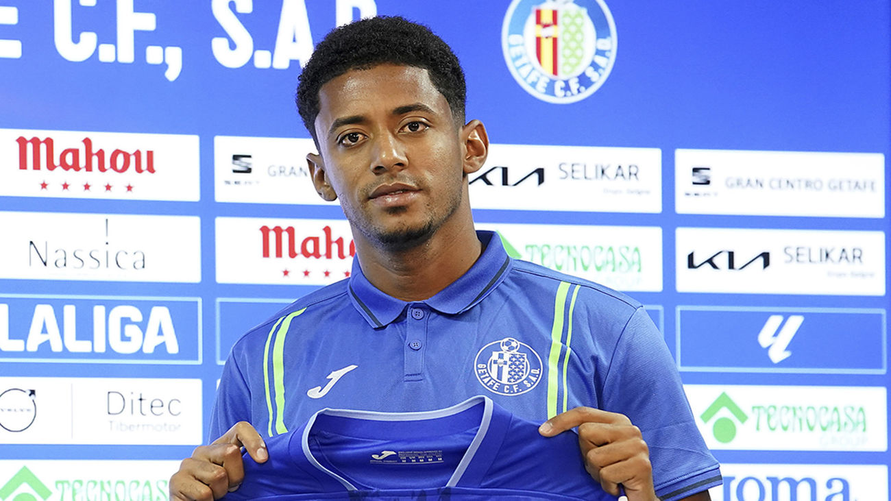 'Choco' Lozano, presentado en el Getafe: "Estoy preparado para este nuevo reto"