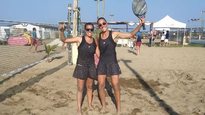 Cristina Hopf e Irene Rodríguez, subcampeonas de tenis playa +30