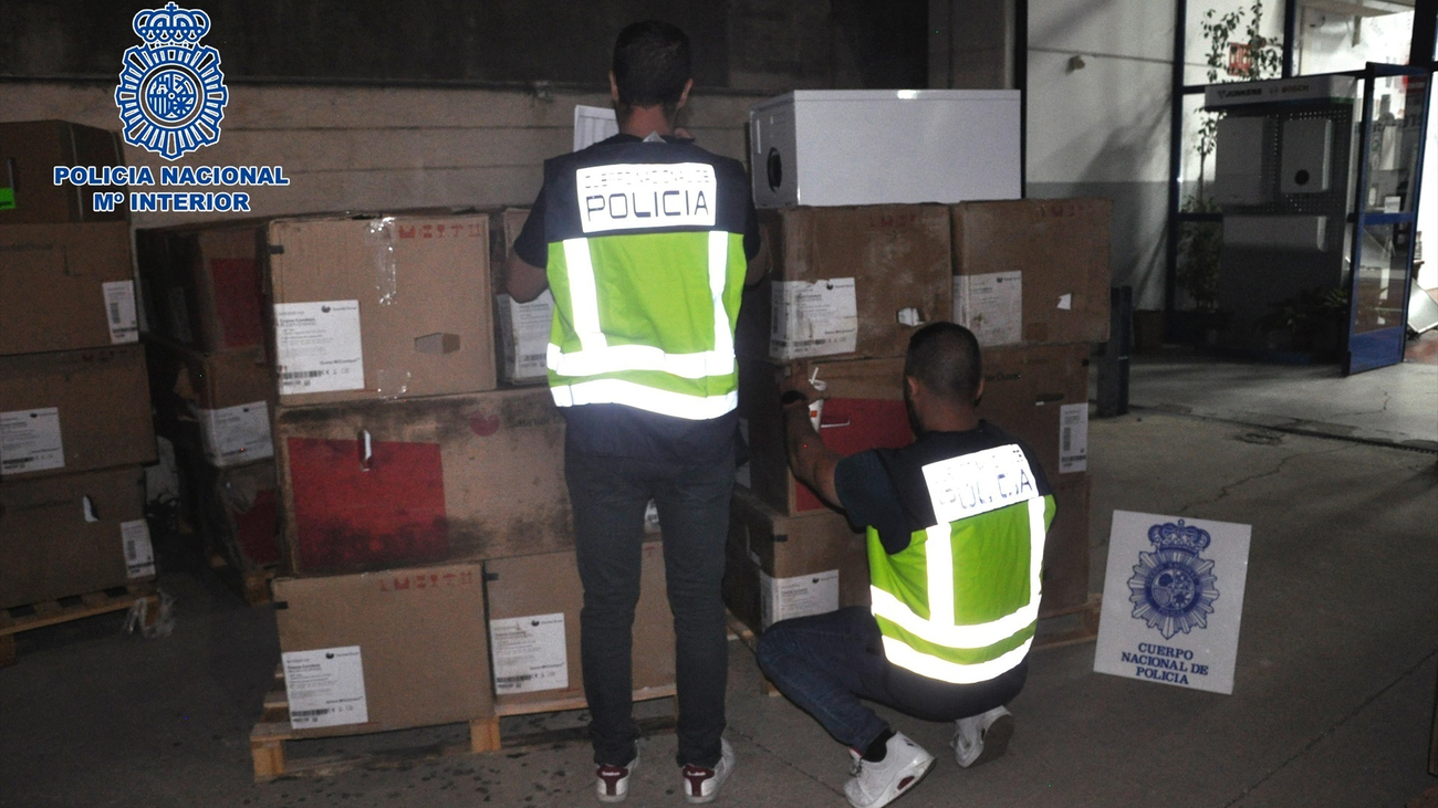 Detenidos dos butroneros en Parla por robar más de 100 calderas y aparatos de aire