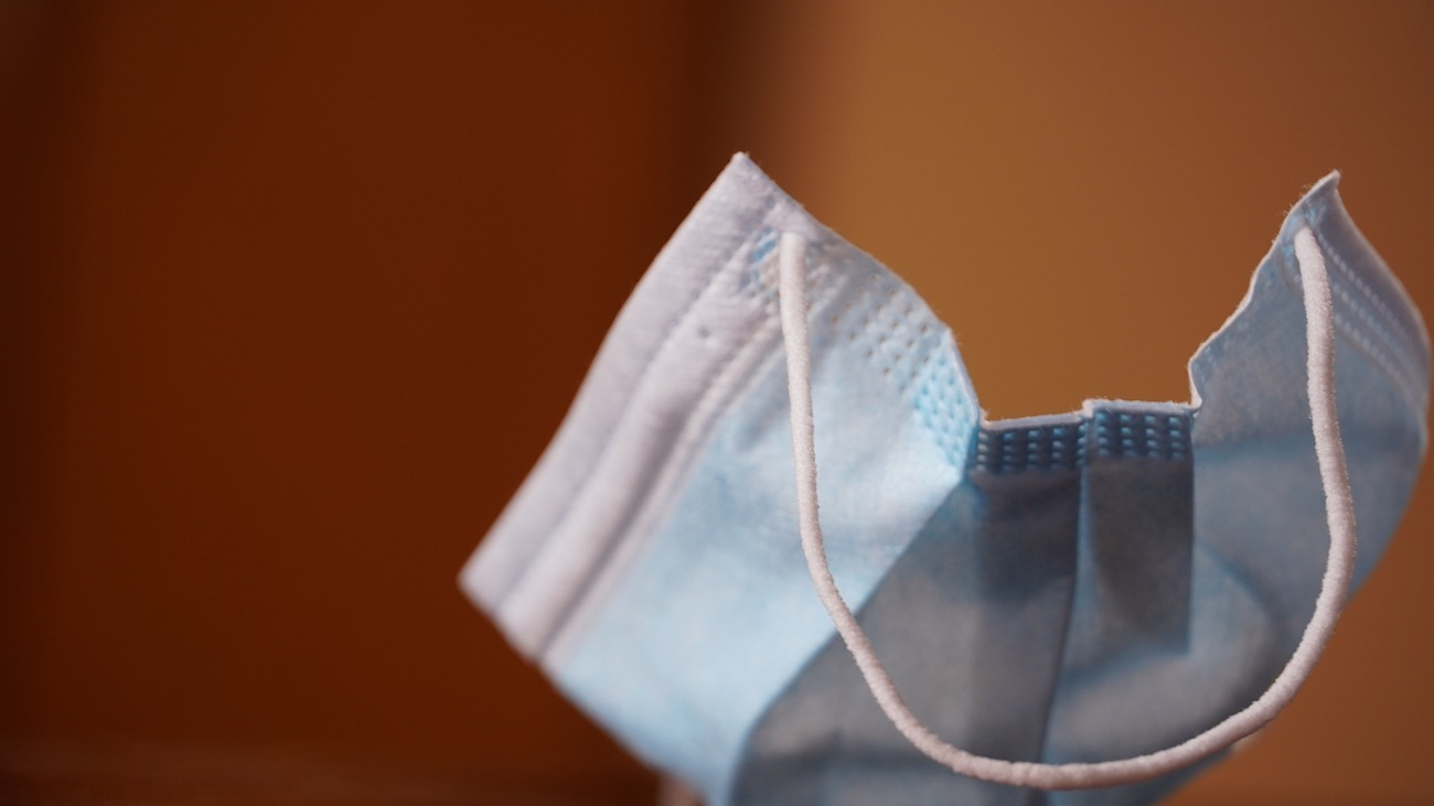 Primer día sin la mascarilla obligatoria en espacios sanitarios y farmacias