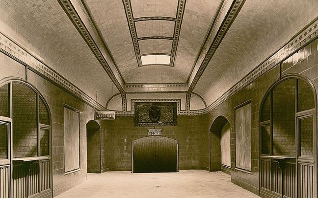 Vestíbulo de la estación de metro de Progreso, actual Tirso de Molina / MEMORIA DE MADRID / METRO DE MADRID