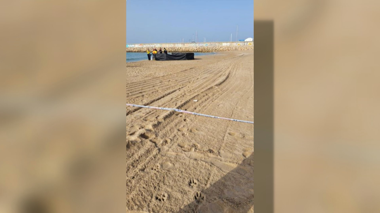 Hallan el cadáver de un niño "de unos dos años" en una playa de Tarragona