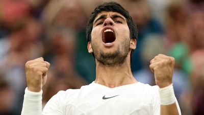 Alcaraz gana a Berrettini y pisa los cuartos de Wimbledon por primera vez