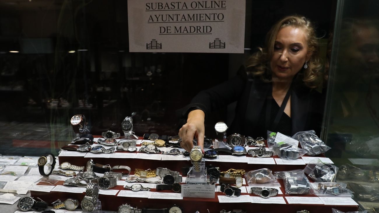 Recaudan más de 82.000 euros en la subasta de objetos perdidos