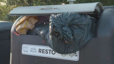 Sin recogida de basuras por incompatibilidad entre camiones y contenedores en Valdemorillo