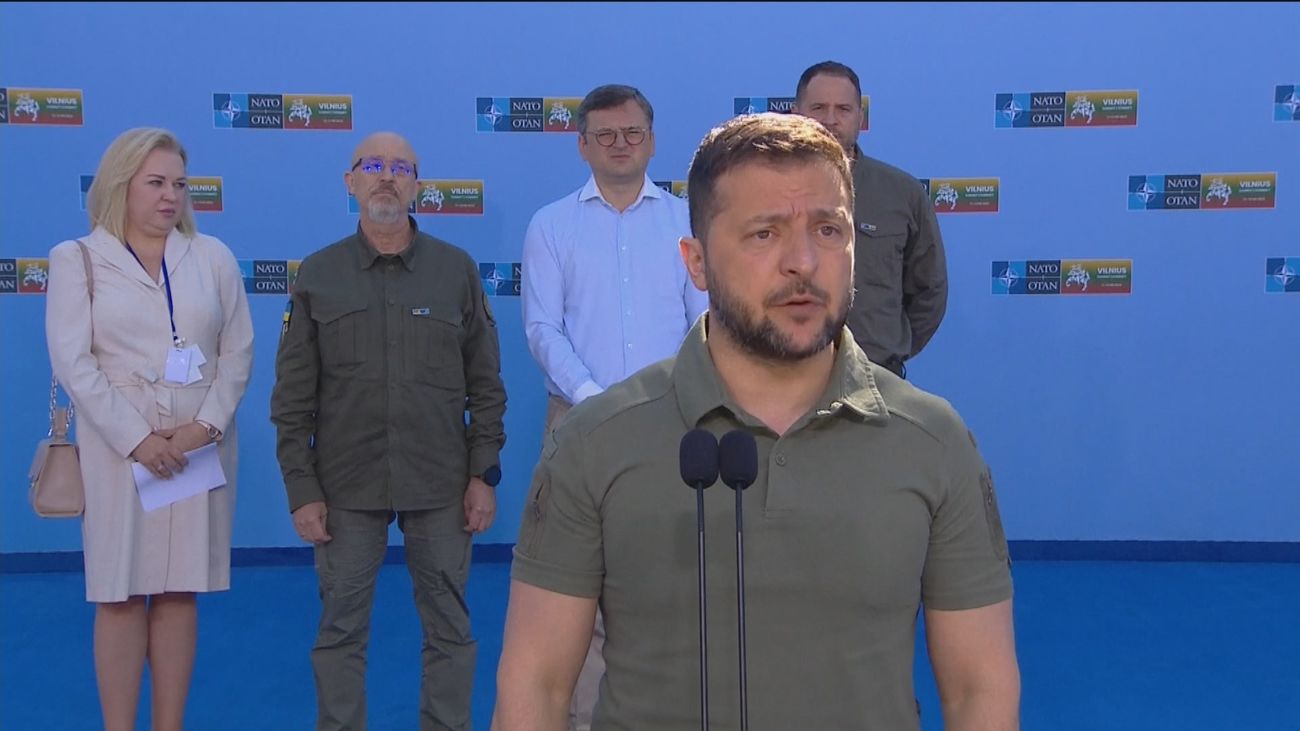 Zelenski critica que se planteen condiciones para la entrada de Ucrania en la OTAN