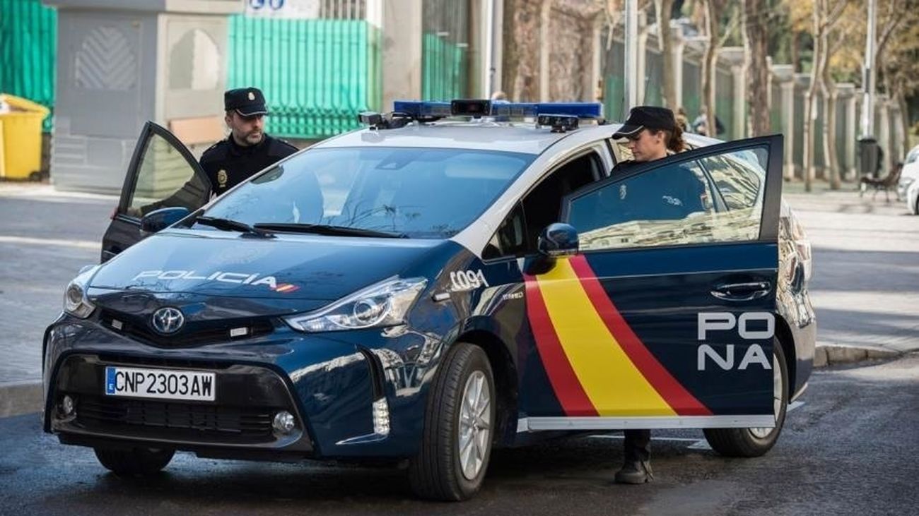 Un detenido en Astorga por amenazar a sus padres con un cuchillo