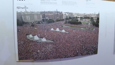 María del Mar Blanco inaugura la exposición ‘La voz de las manos blancas’ en Brunete