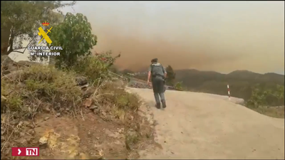 El incendio de La Palma avanza sin control sobre 4.500 hectáreas, con 2.000 evacuados