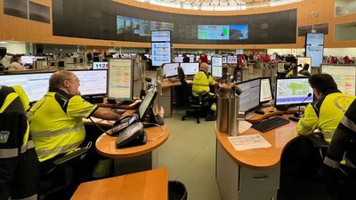 Muere un hombre de 68 años tras precipitarse desde una altura de tres pisos en Madrid