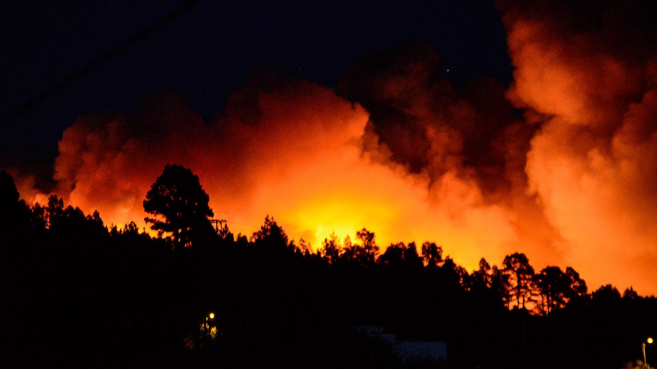 Más de 4.000 evacuados por el incendio de La Palma que afecta a 4.675 hectáreas