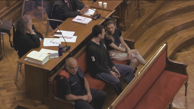 A juicio el acusado de un triple crimen en Barcelona, que afronta 95 años de cárcel