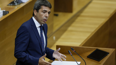 Mazón asume la Presidencia de la Generalitat con una llamada a superar los conformismos