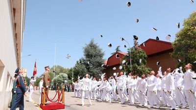 El rey entrega en Madrid los Reales Despachos a los Cuerpos Comunes de las Fuerzas Armadas