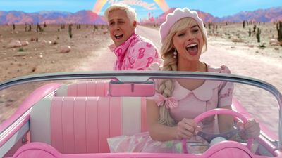 'Barbie' supera los 1.000 millones de dólares y ya es la película dirigida por una mujer más taquillera de la historia