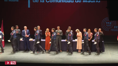 La Comunidad de Madrid reconoce a la nueva promoción de oficiales de las Policías locales