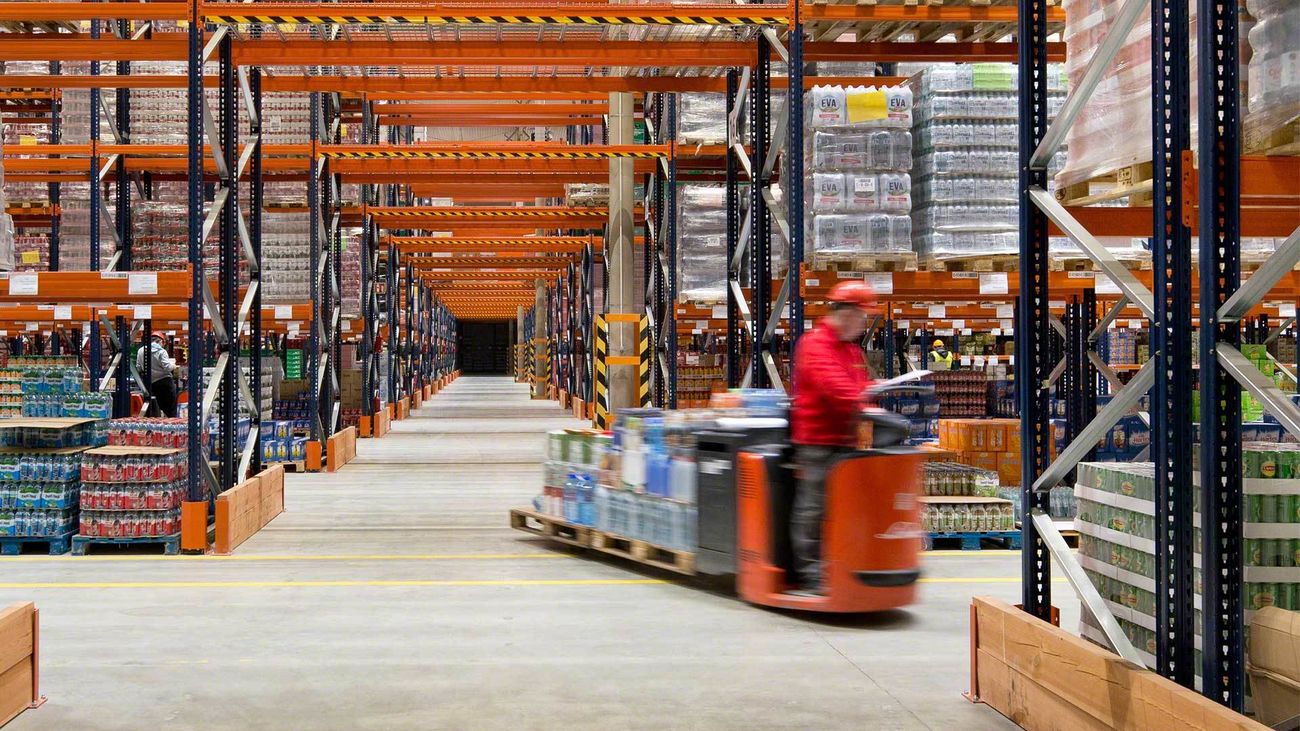 Trabajo para electricistas y mozos de almacén en el Servicio Regional de Empleo