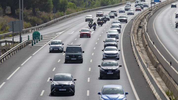 Hay tres siniestros en las carreteras, uno en Madrid en la salida A-6 en Torrelodones / EFE