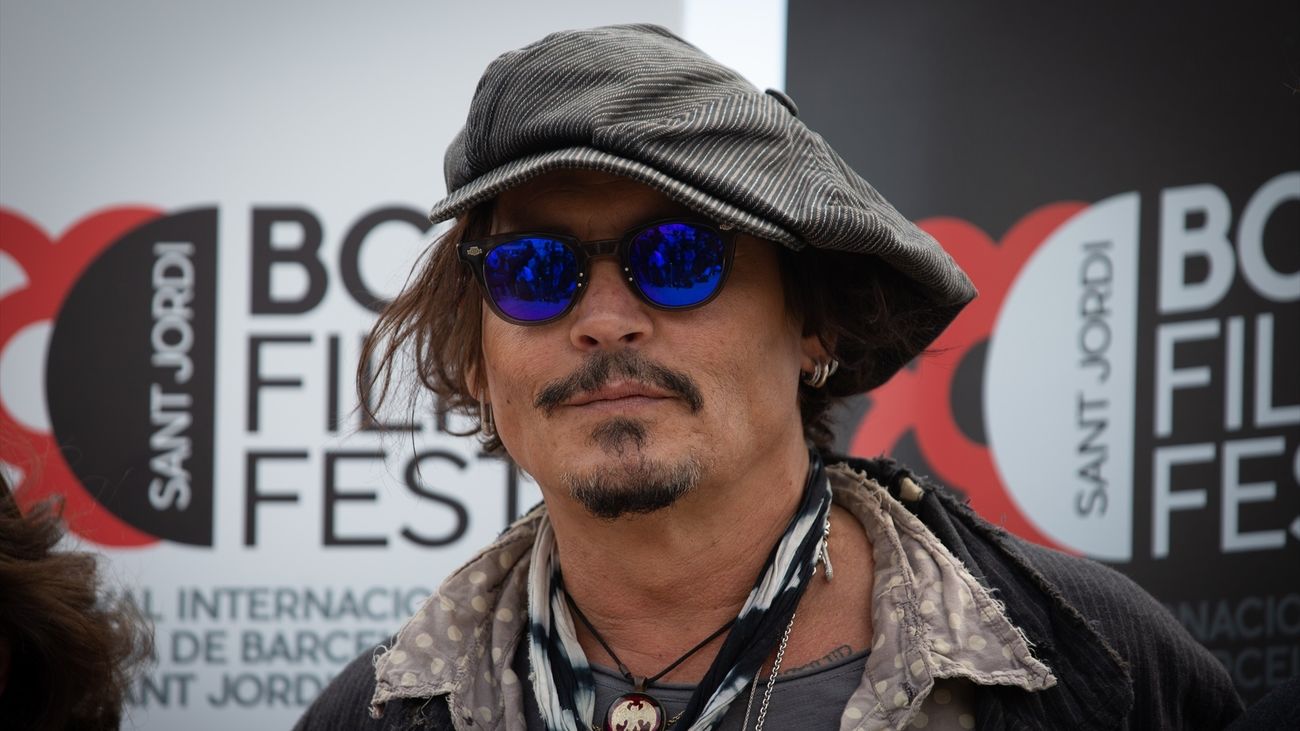Encuentran inconsciente a Johnny Deep en un hotel de Hungría