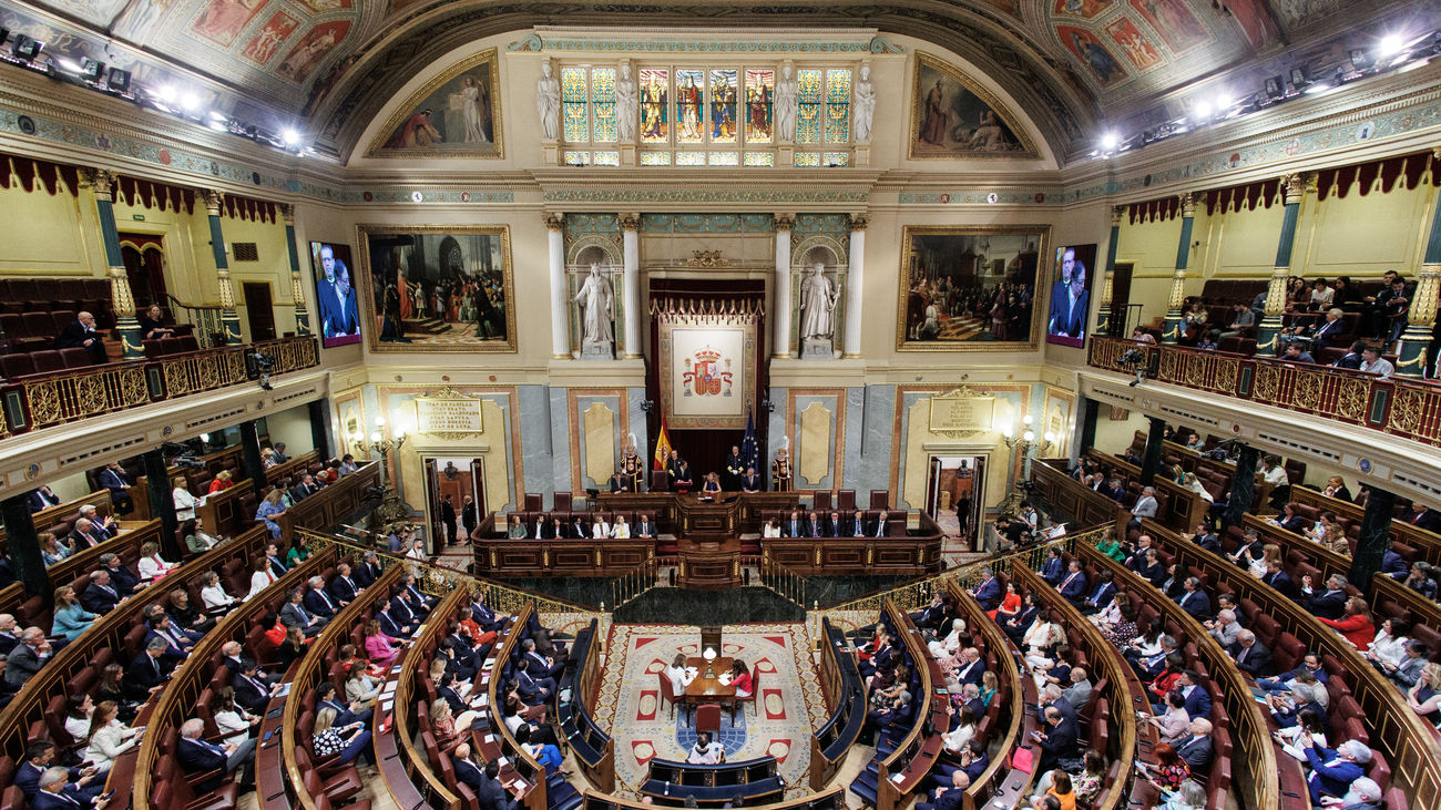 A 48 horas de la constitución de las Cortes, el hermetismo marca las negociaciones