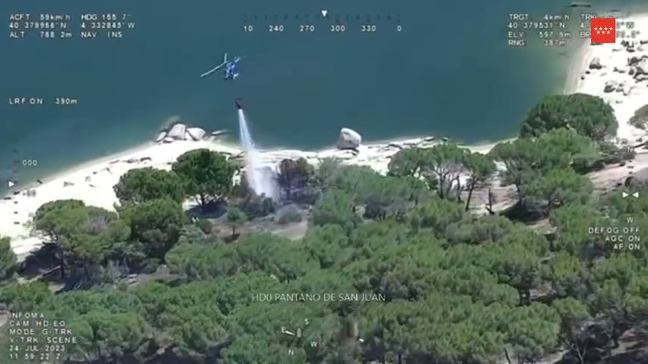 La rápida intervencion de los bomberos de la Comunidad de Madrid evita un incendio en el Pantano de San Juan