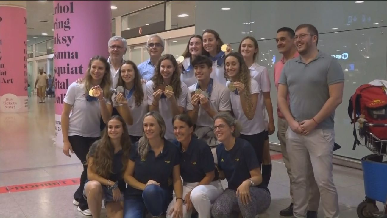Siete medallas para la nueva natación artística española
