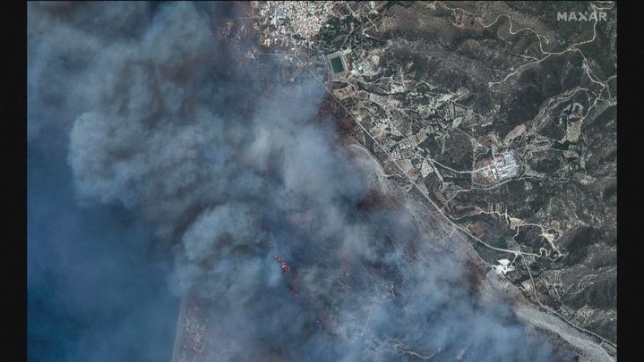 Imagen de satélite de los incendios forestales de Rodas / TELEMADRID