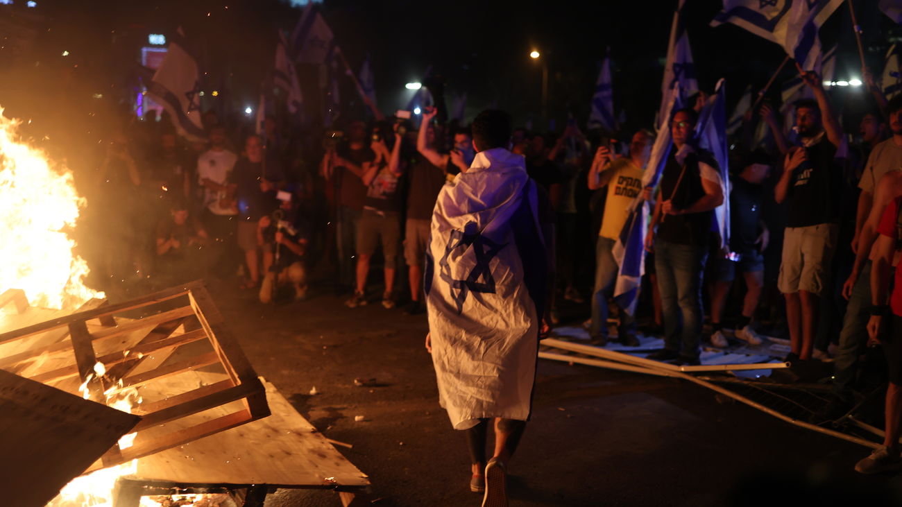 Atropella a varios manifestantes en medio de las protestas en Israel