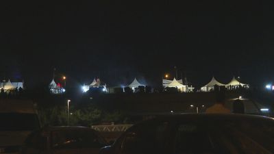 Tres policías municipales heridos y dos detenidos tras una reyerta multitudinaria en Villaverde