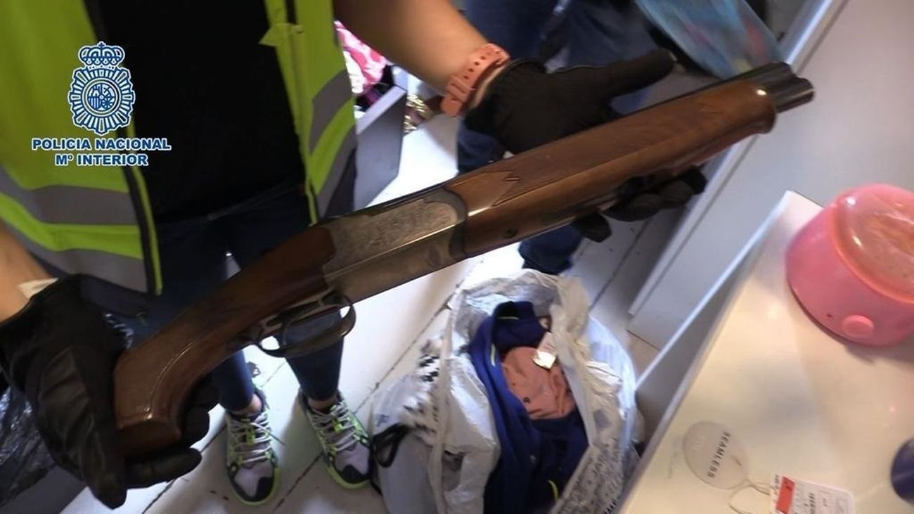 Detenidas dos personas por estafar más de 73.000 euros en la compra de muebles de hogar