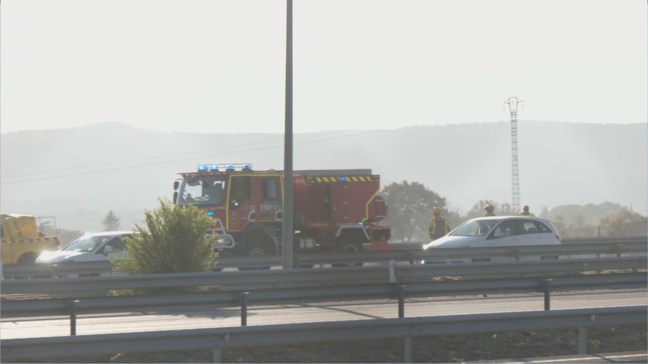 Incendio en plena M-50 a la altura de Las Rozas