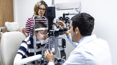 Una pionera terapia génica devuelve la vista a un menor de 14 años